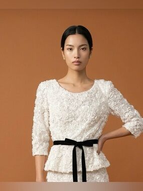 Alex Evenings White Floral Lace Peplum Blouse with Black Ribbon M/L